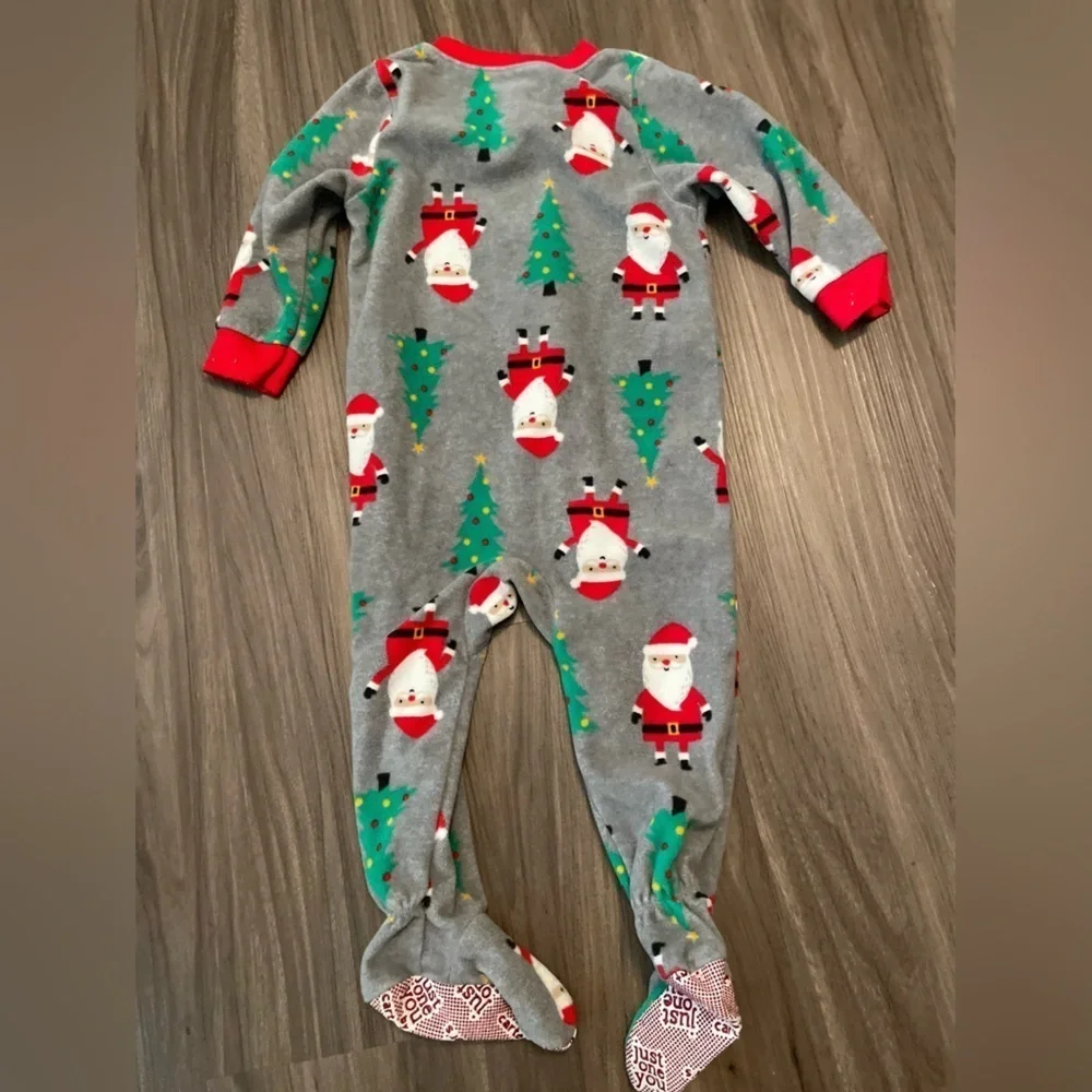 Carter's Santa Gray and Red fleece Footies One Piece size 18 months